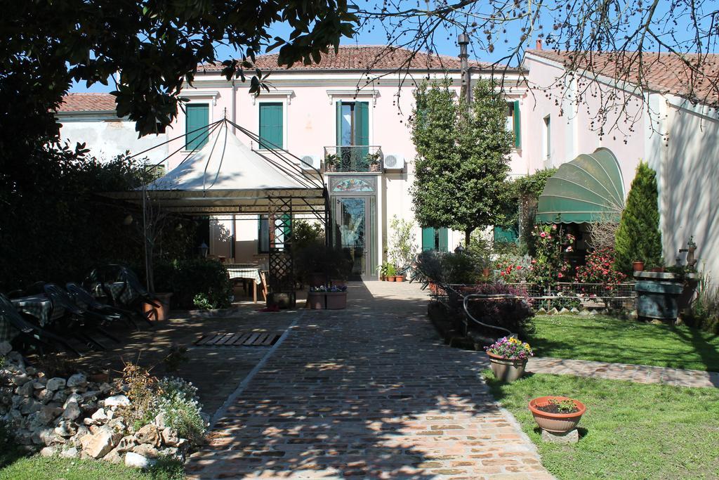 Agriturismo Le Clementine Badia Polesine Exteriör bild
